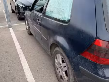 Volkswagen Golf 2.0 TDI 105