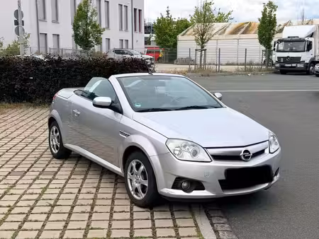 Opel Tigra Twintop 1.4 90