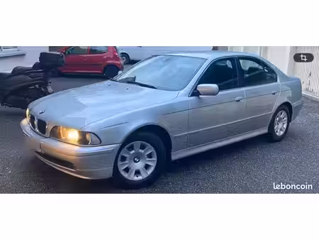 BMW Série 5 520i 2.2 170