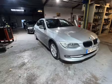 BMW Série 3 320d 2.0 184
