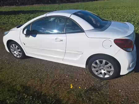 Peugeot 207 CC 1.6 VTi 120