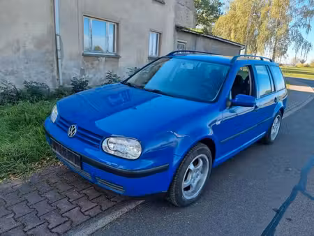Volkswagen Golf 1.6 105