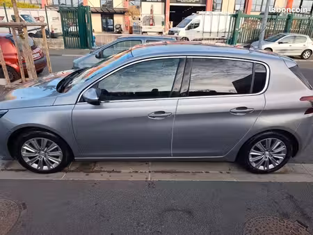 Peugeot 308 1.5 HDi 130