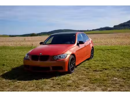 BMW Série 3 318i 2.0 143