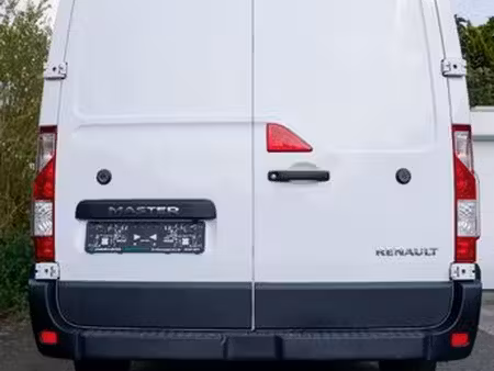 Renault Master 2.3 dCi 131