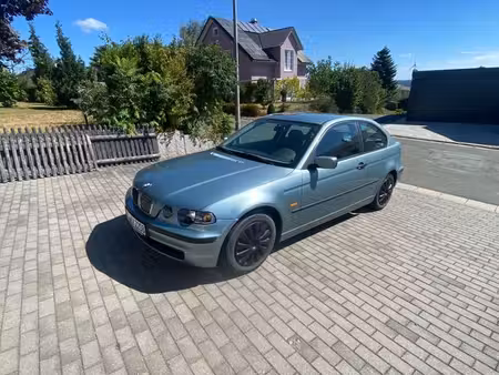 BMW Série 3 361i 1.8 115
