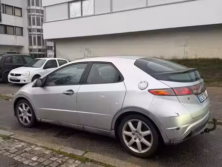 Honda Civic 2.2 TDI 140