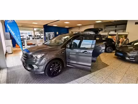 Ford Kuga ST Line