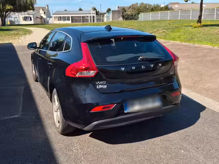 Volvo V40 D2 1.6 115