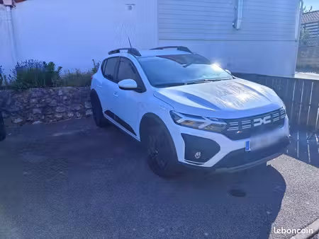 Dacia Sandero 1.0 100