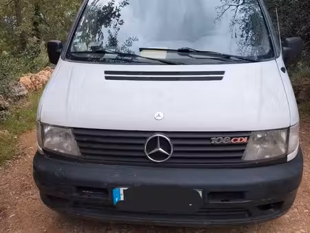 Mercedes-Benz Vito 112 2.2 122