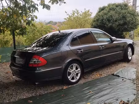 Mercedes-Benz Classe E E 280 V6 3.0 190 Avantgarde