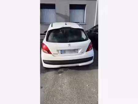 Peugeot 207 1.6 HDi 90 Active