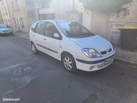 Renault Scénic dCi 105