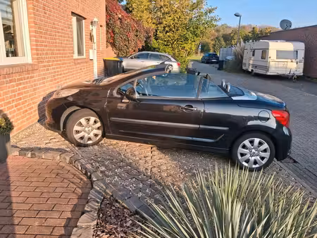 Peugeot 207 CC 1.6 VTi 120