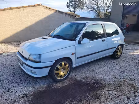 Renault Clio 16S