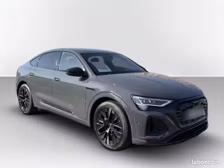 Audi Q8 50 340 S line quattro