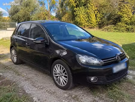 Volkswagen Golf 1.6 TDI 105