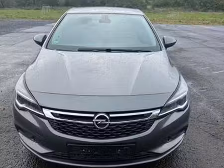 Opel Astra 1.0 105