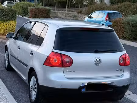 Volkswagen Golf 1.6 FSI 115