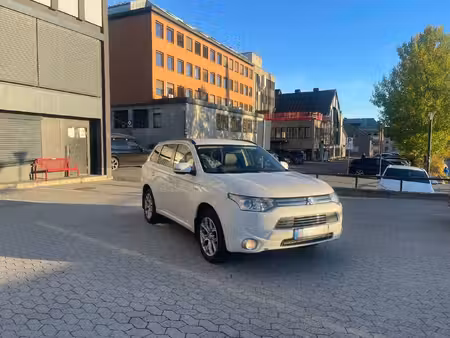 Mitsubishi Outlander PHEV 2.0 121 4x4