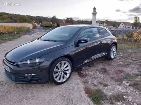 Volkswagen Scirocco 2.0 TSI 210