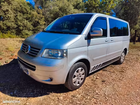 Volkswagen Transporter T5 2.5 TDI 130
