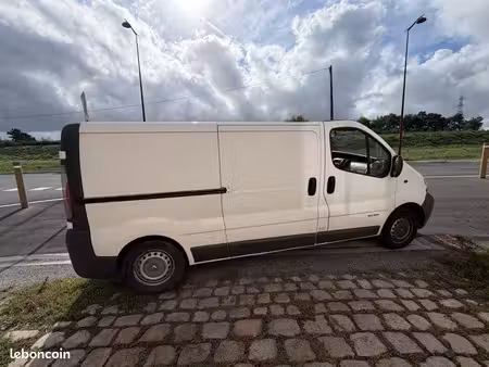 Renault Trafic 1.9 dCi 100