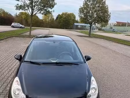 Opel Corsa 1.2 80