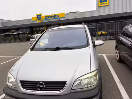 Opel Zafira 1.6 100
