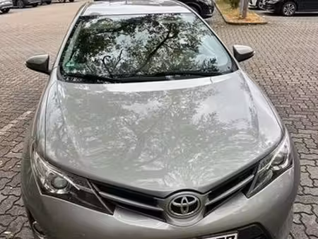 Toyota Auris 1.4 90