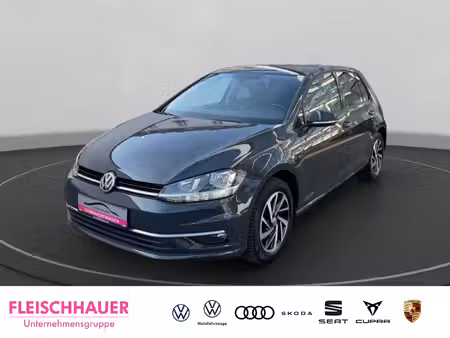 Volkswagen Golf 1.5 TSI 110