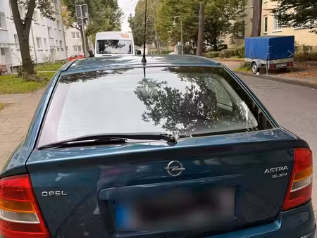 Opel Astra 1.6 100