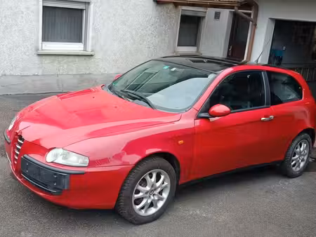 Alfa Romeo 147 1.6 TS 120 Impression
