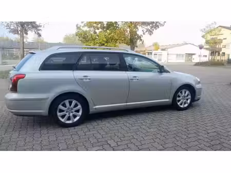 Toyota Avensis 1.8