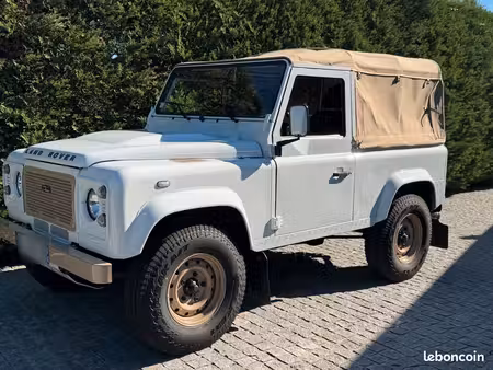 Land Rover Defender TD4 122 4x4
