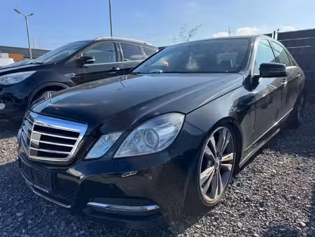 Mercedes-Benz Classe E E 500 V8 5.5 Avantgarde 4Matic