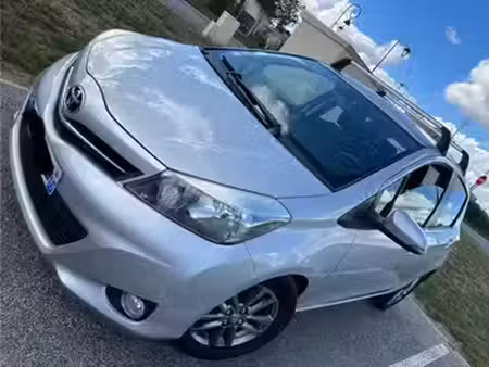 Toyota Yaris 1.4 90 Dynamic