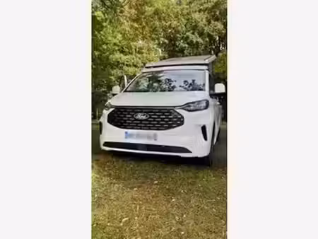 Ford Grand Tourneo Connect Titanium