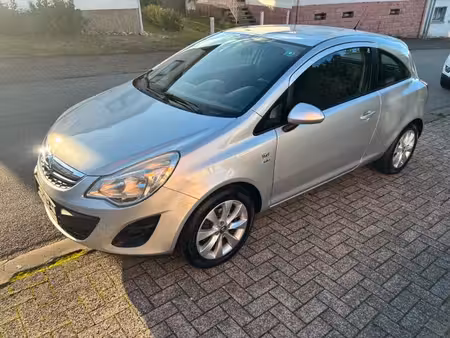 Opel Corsa 1.4 87