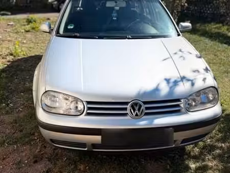 Volkswagen Golf 1.9 TDI 105