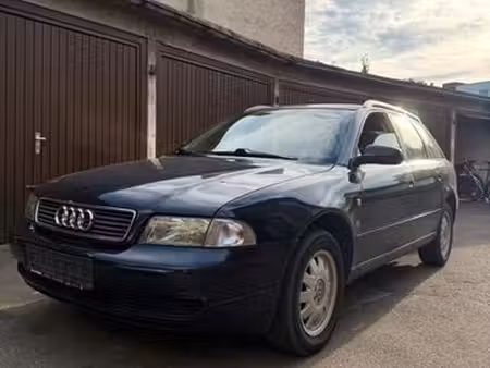Audi A4 1.8 125