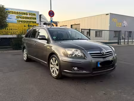 Toyota Avensis 2.2 D-4D 177 Clean Power