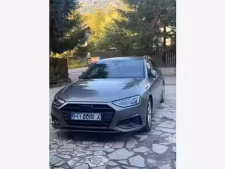Audi A4 30 TDI 2.0 TDI 136 S line