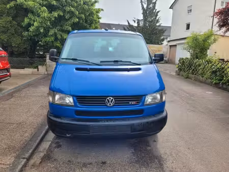Volkswagen Transporter T4 2.5 TDI L