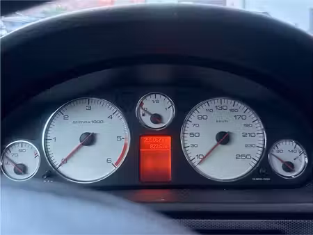 Peugeot 407