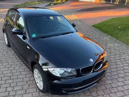 BMW Série 1 118i 2.0 143