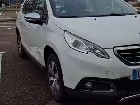Peugeot 2008 1.2 110 Allure