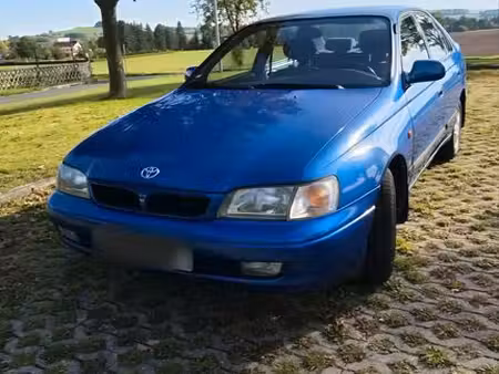 Toyota Carina 1.8 107