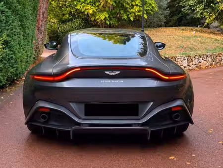 Aston Martin Vantage V8 4.0 510